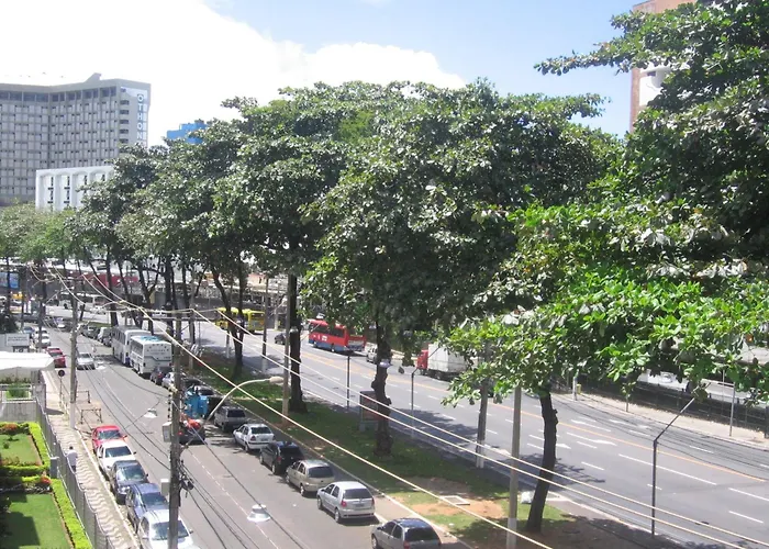 1 Quarto E Sala Na Melhor Localizacao Da Ondina!